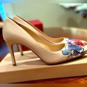 ⭐️Host Pick⭐️ Never worn Authentic Miu Miu pumps sz 38